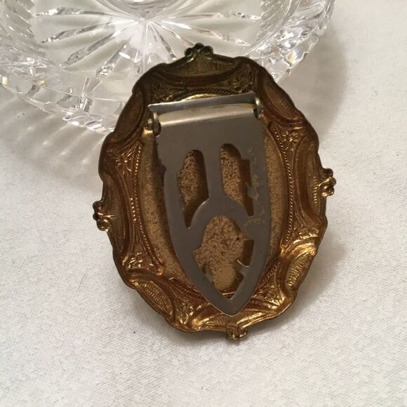 Antiqued Goldtone Finish  Scarf Clip - Picture 5 of 5